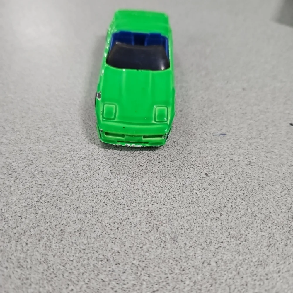 Hot Wheels 1998 Chevrolet Corvette Convertible Tropicool Green (TC-9)